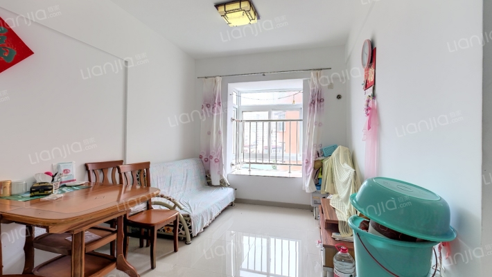 鸿禾温泉大厦二手房实景图