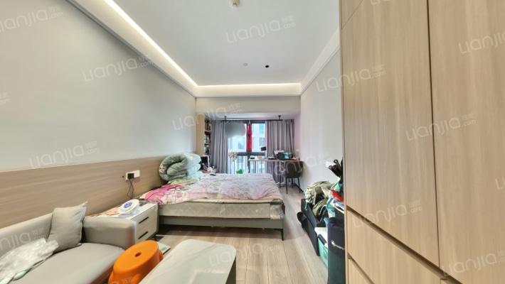 朗峻广场二手房实景图