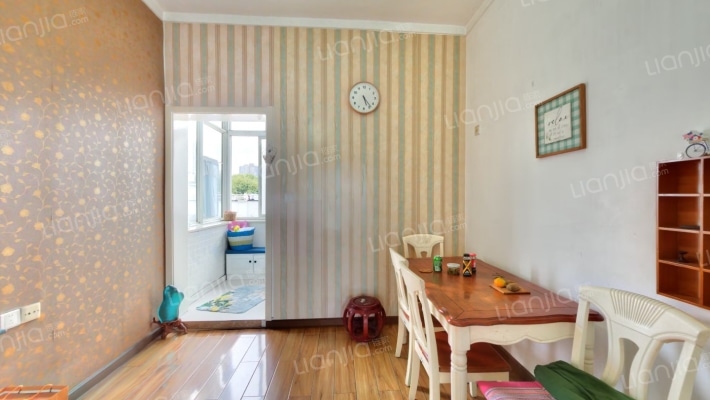 解放公园路解放社区二手房实景图