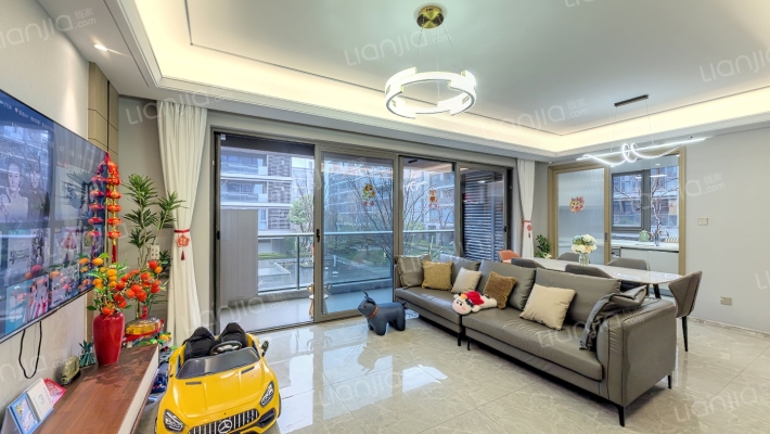 绿城桃源小镇二手房实景图