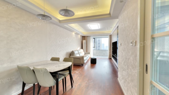 融创广场二手房实景图