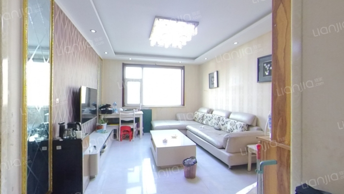 美罗城二手房实景图