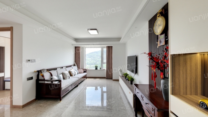 金地城E11二手房实景图