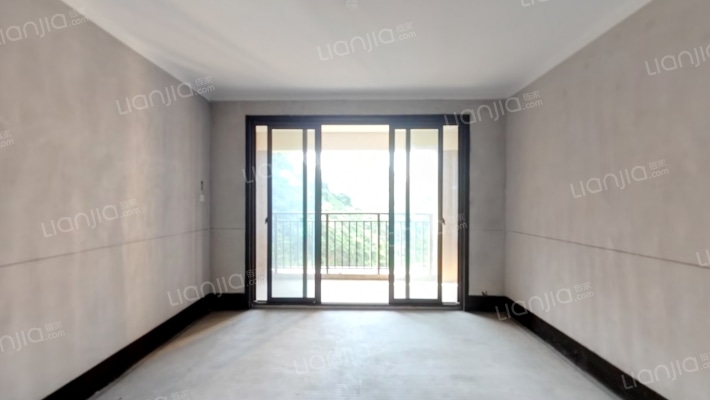 彰泰滟澜山二手房实景图