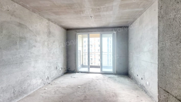 中州嘉苑F区二手房实景图