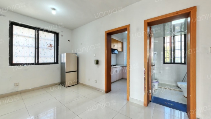 尹东九村（A区）二手房实景图