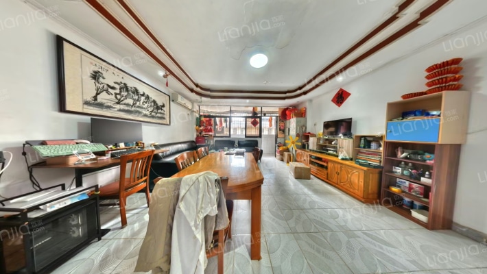 文锦渡海关生活区二手房实景图