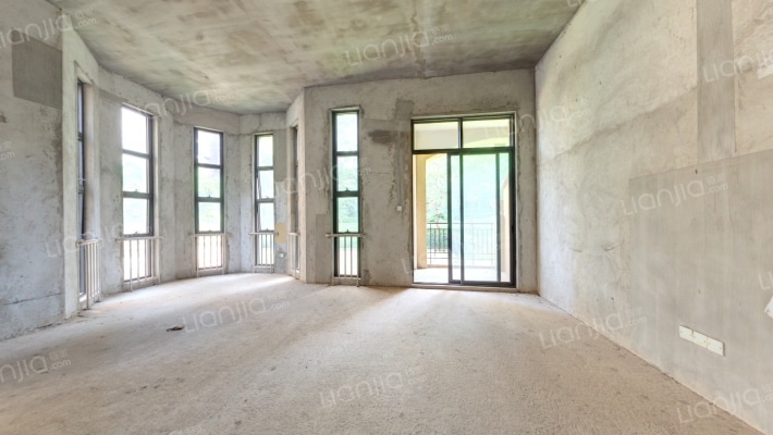 蓝钻墅二手房实景图