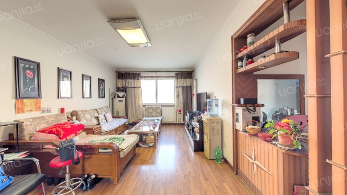 鸿泰花园二手房实景图