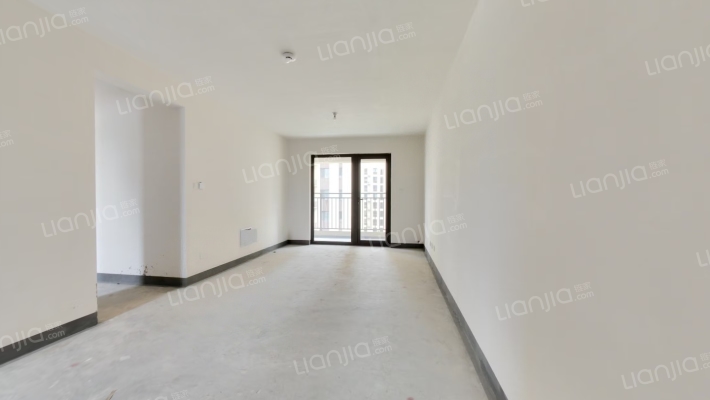 卓越和悦二手房实景图