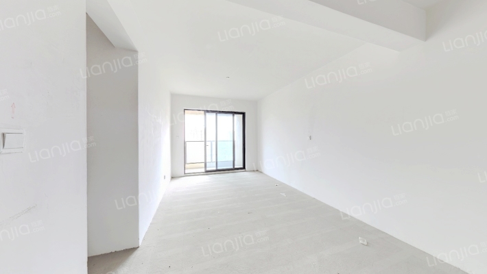 新鸿铂悦嘉园二手房实景图