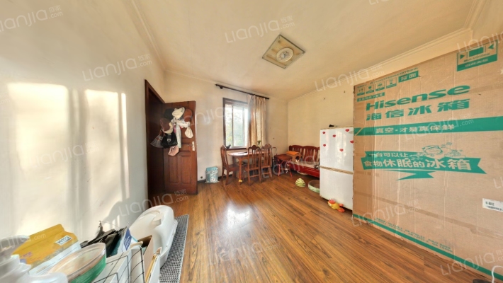 四道街16号二手房实景图