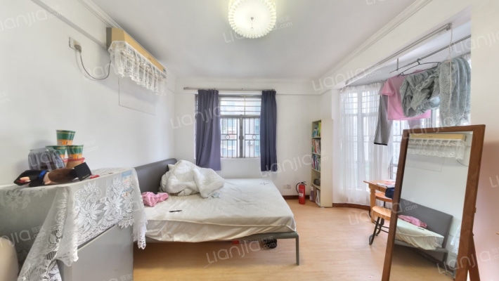 皇岗花园大厦二手房实景图