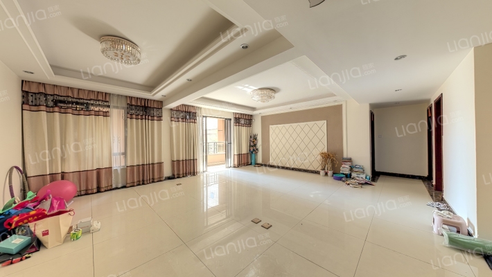 保利爱琴海二手房实景图