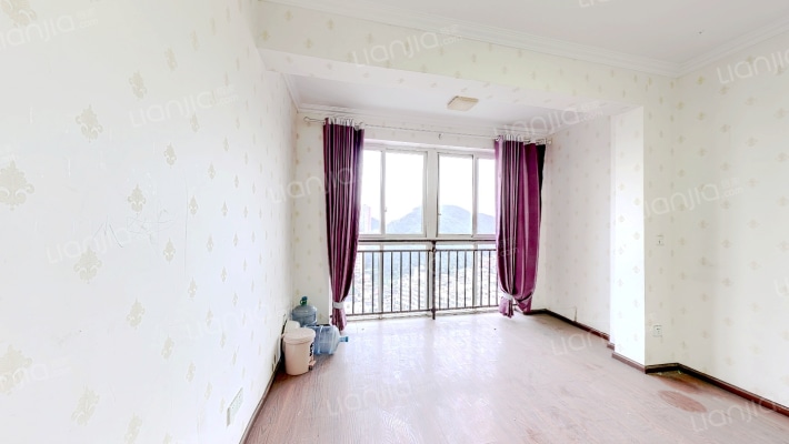 西班牙风情街二手房实景图