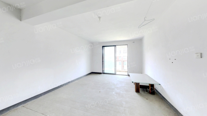 春江左岸二手房实景图