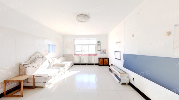 尖塔中学教师公二手房实景图