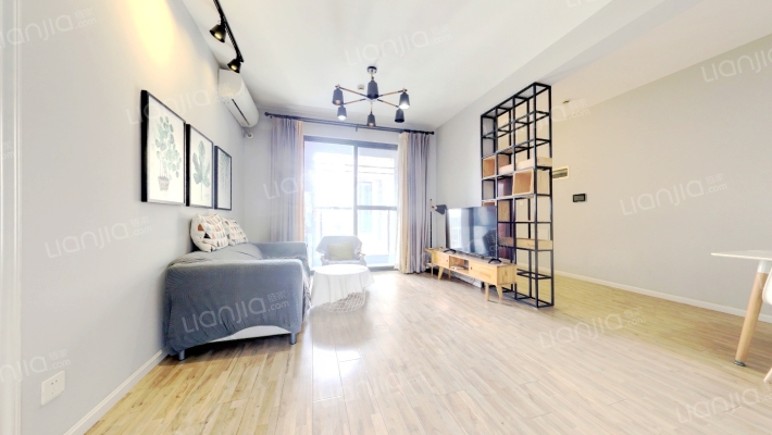 高盛金融中心二手房实景图