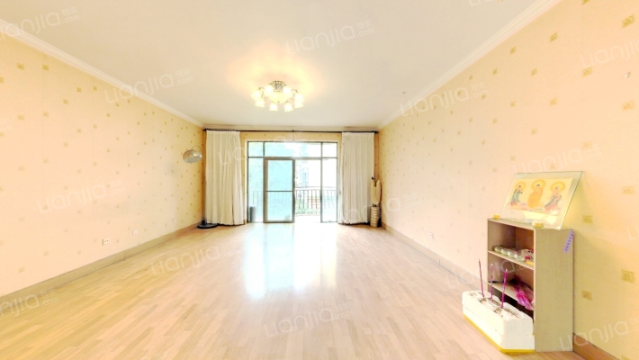 世界花苑二手房实景图