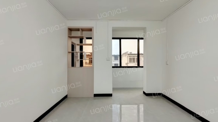 大宇客车公司宿舍二手房实景图