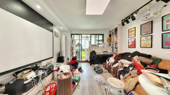 凤凰城凤翔苑二手房实景图