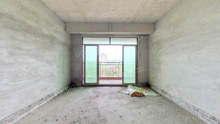 坦神北路二手房实景图