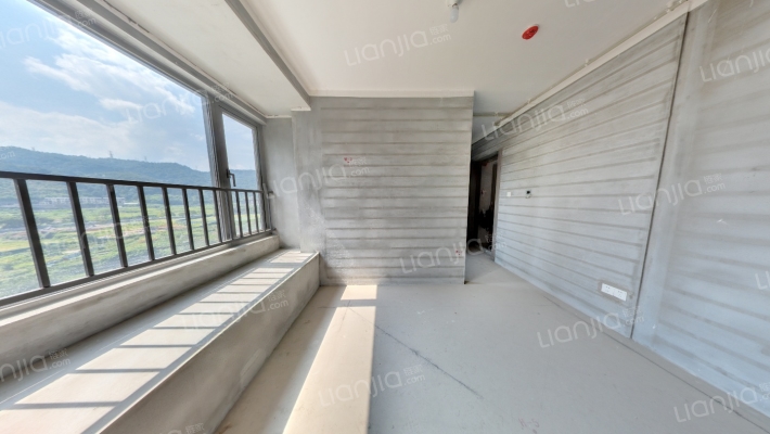 中天溪珺庭二手房实景图