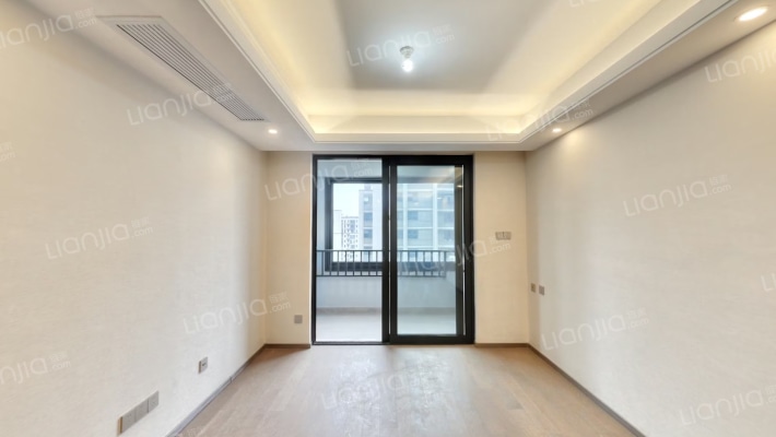 山语春风二手房实景图