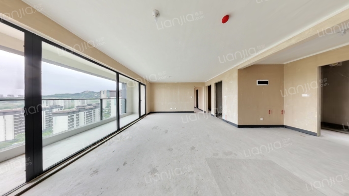 和达云顶二手房实景图