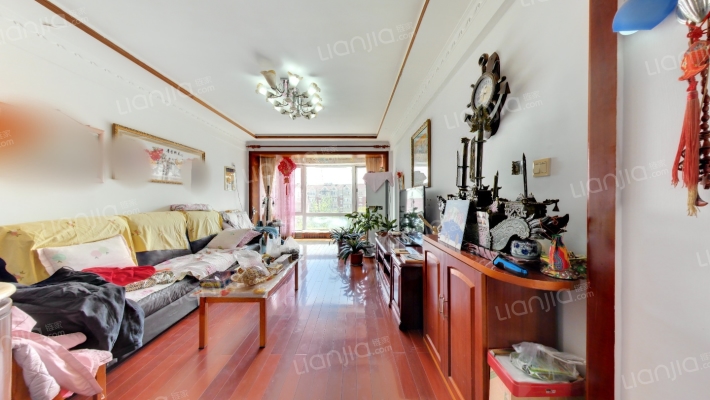 名贵山庄金盛园二手房实景图