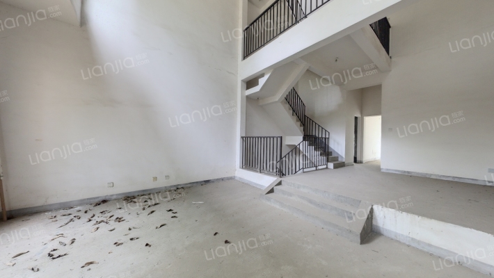 金科廊桥水乡二期二手房实景图