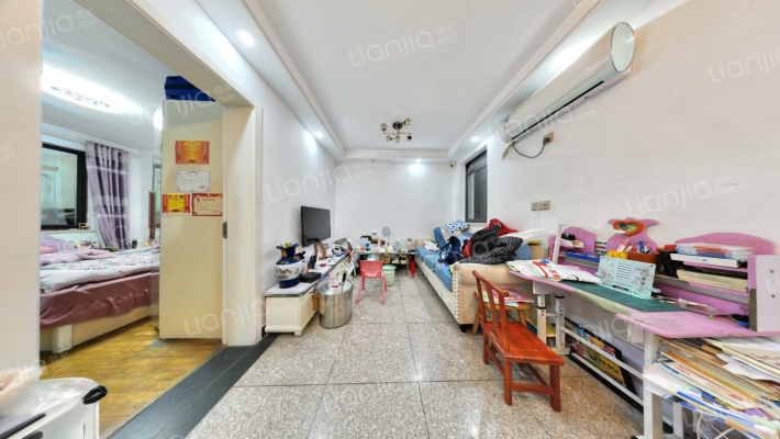 劳动路100号二手房实景图