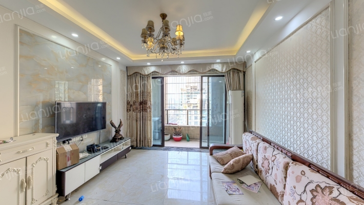 中建灯湖领秀二手房实景图