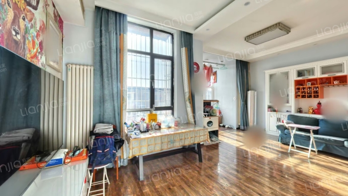 依丽园二手房实景图