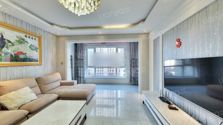 保利拉菲公馆C区二手房实景图