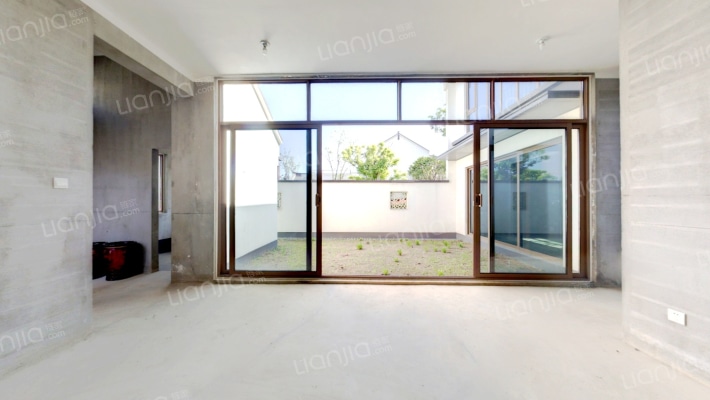 易辰江南大院二手房实景图