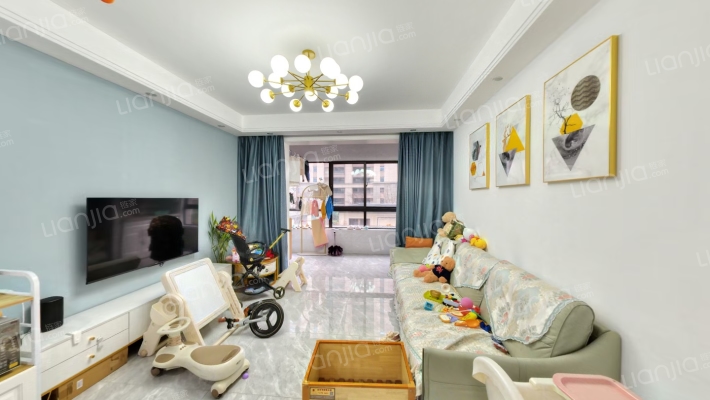 琥珀东华府西苑二手房实景图