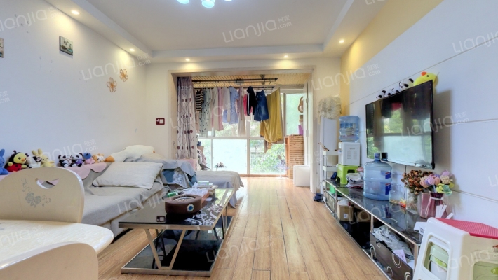 七彩花都B区一期二手房实景图