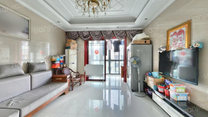 鸿兴名邸二手房实景图