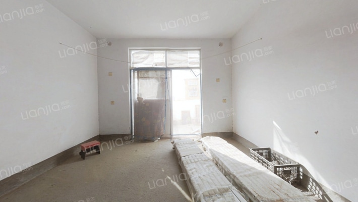 龙苑居住区二手房实景图