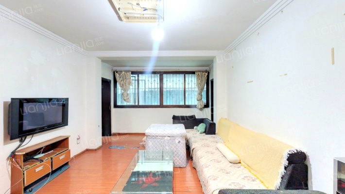 体育路8号二手房实景图