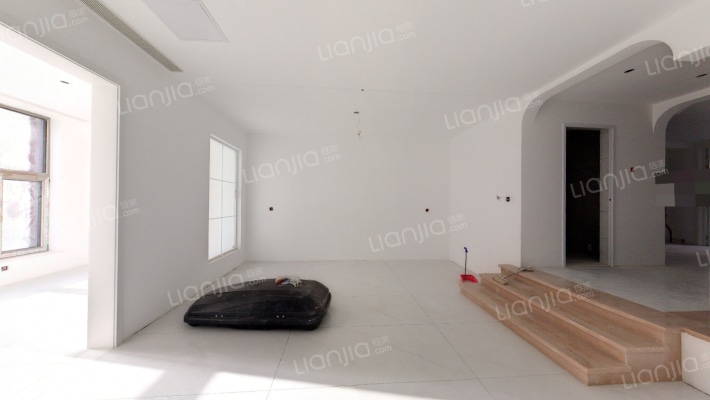 天鹅堡二手房实景图