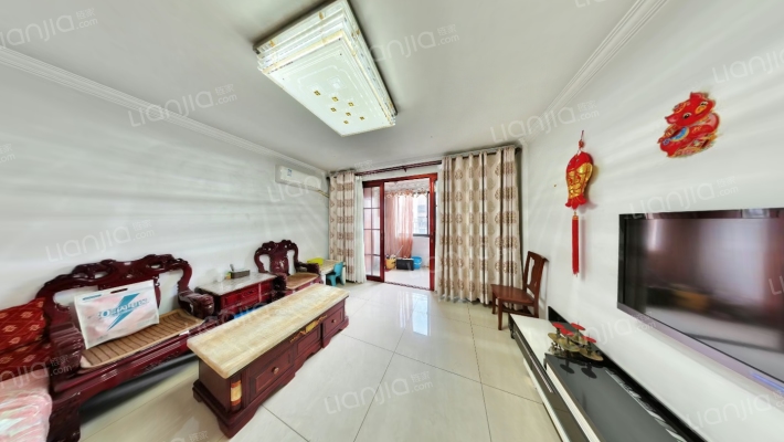 恒润嘉苑二手房实景图