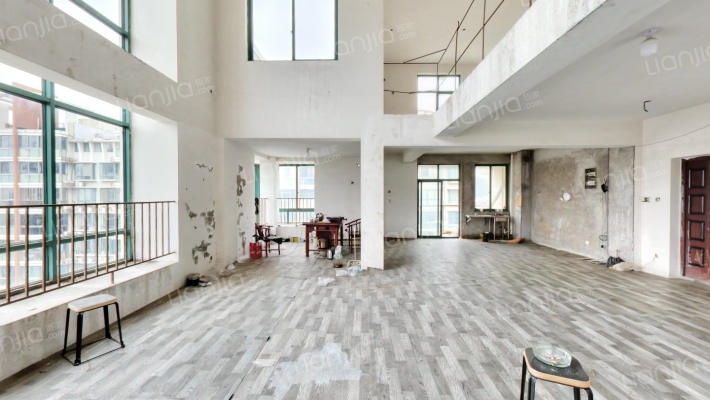 万隆花园二手房实景图