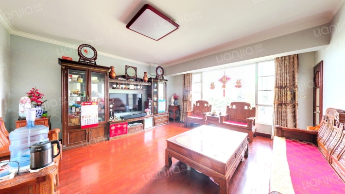 荣信花园二手房实景图