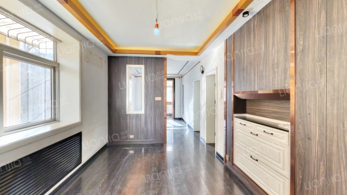 南组团小区二手房实景图