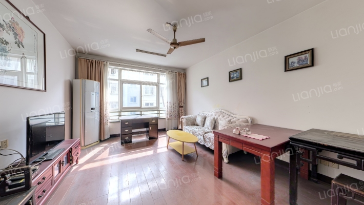 滨河南苑B区二手房实景图