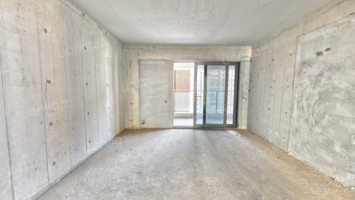 梵高的花园二手房实景图