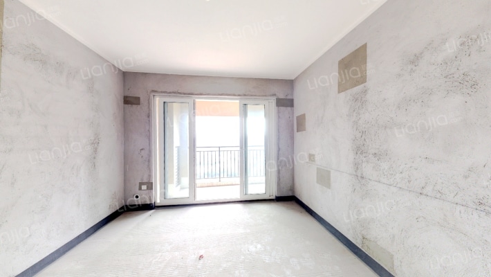 融创春晖十里御峰庭二手房实景图