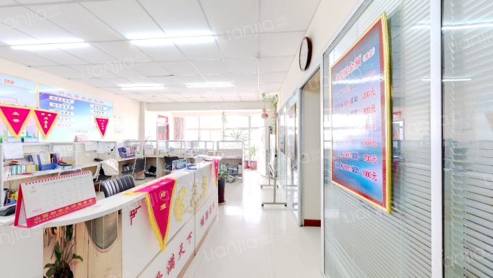 雅典金座综合楼二手房实景图